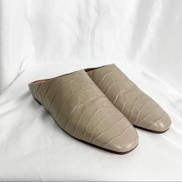 Emme Parsons Glider Mule Flats in Cement Embossed Croc Tan Business Casual Work - Picture 2 of 9